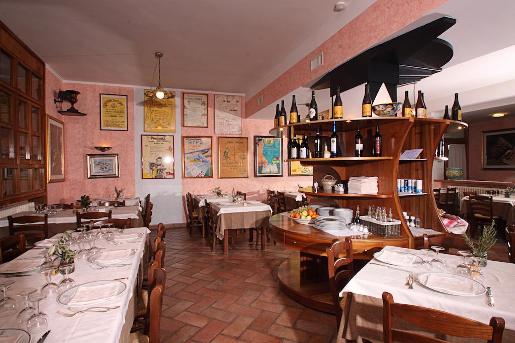 Hotel Ristorante La Bilancia Loreto Aprutino Exteriér fotografie